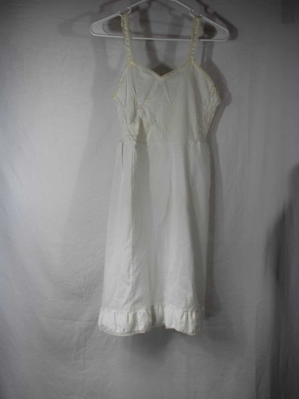Vintage Singing Needles Girls Slip Petticoat Nightgown Size 14 White Embroidered